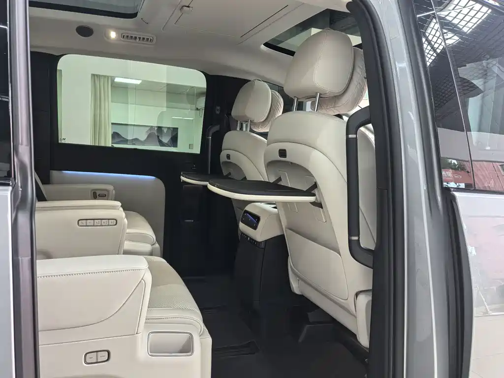 Li Auto Li MEGA — миниатюра 10