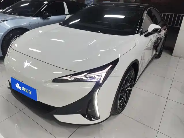 ARCFOX EXTREME FOX POLAR FOX ALPHA S5 2024