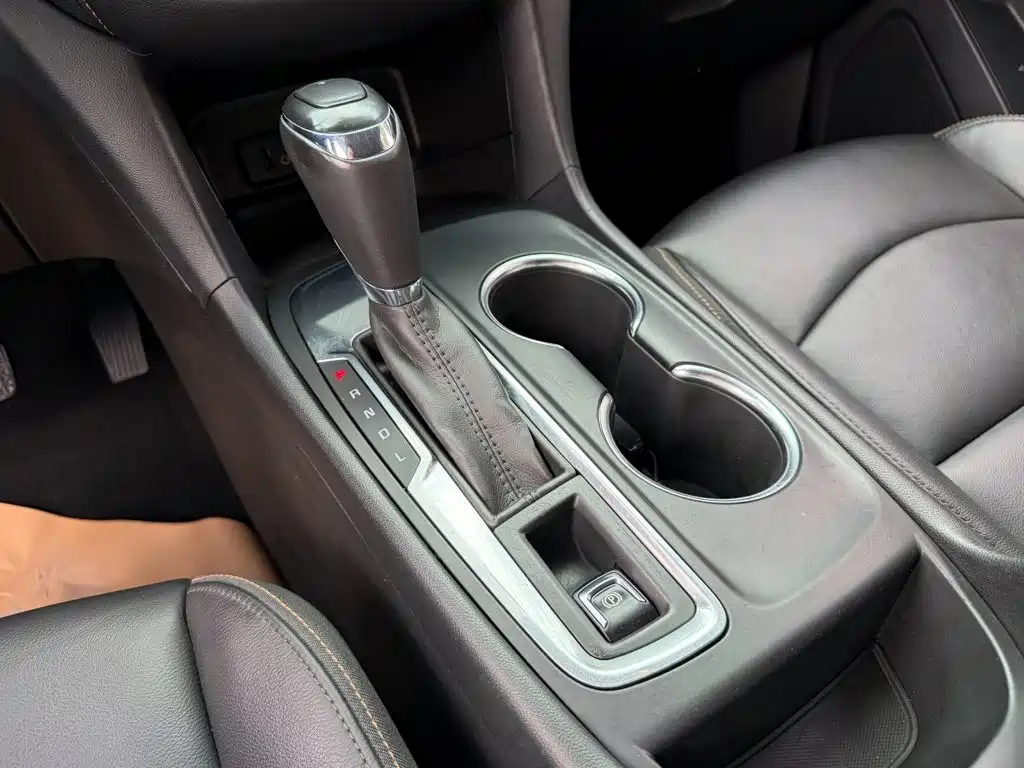 Chevrolet Equinox — миниатюра 9