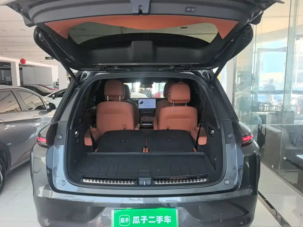 Li Auto Li L8 — миниатюра 19