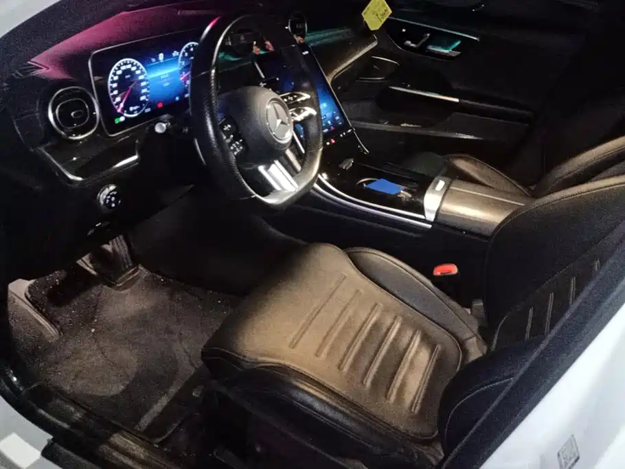 Mercedes-Benz C-Class — миниатюра 9