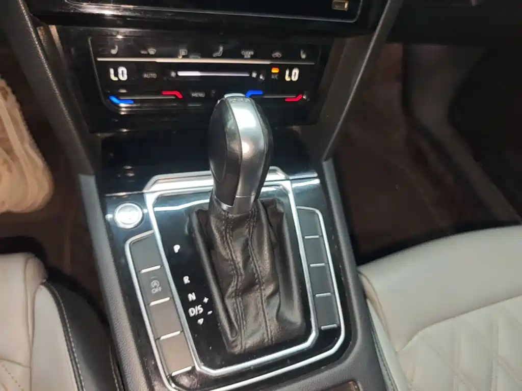 Volkswagen Magotan — миниатюра 14