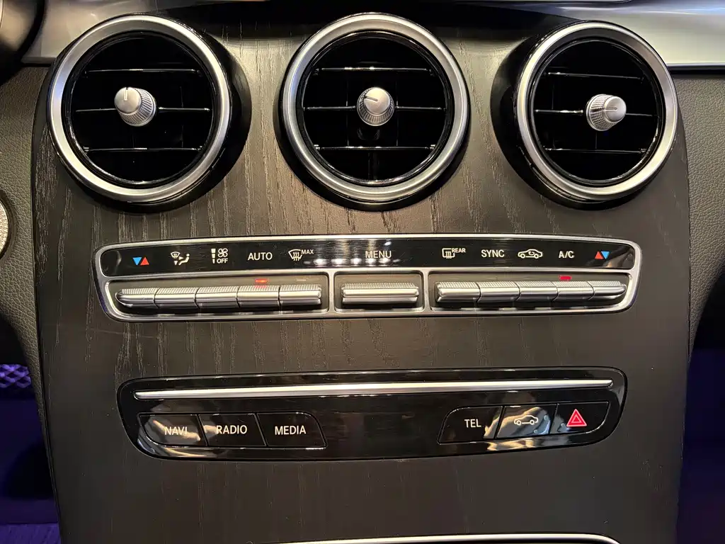 Mercedes-Benz C-Class — миниатюра 20