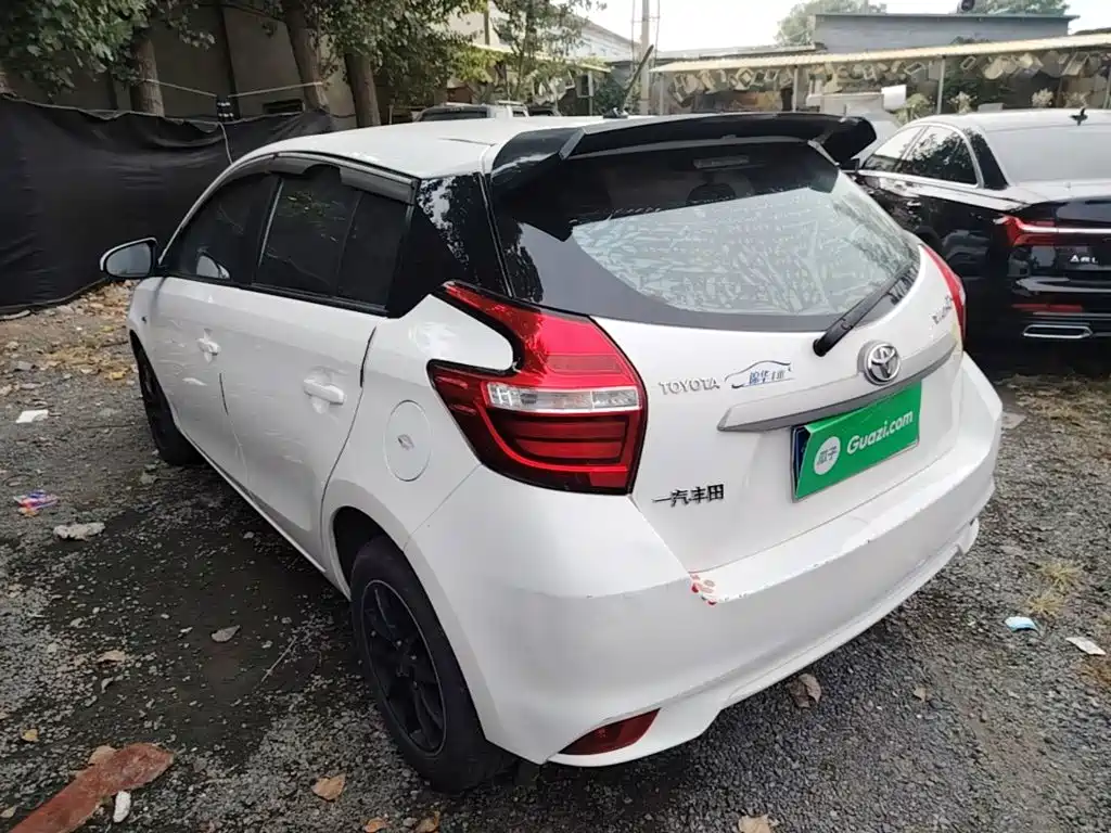 Toyota Vios FS — миниатюра 5