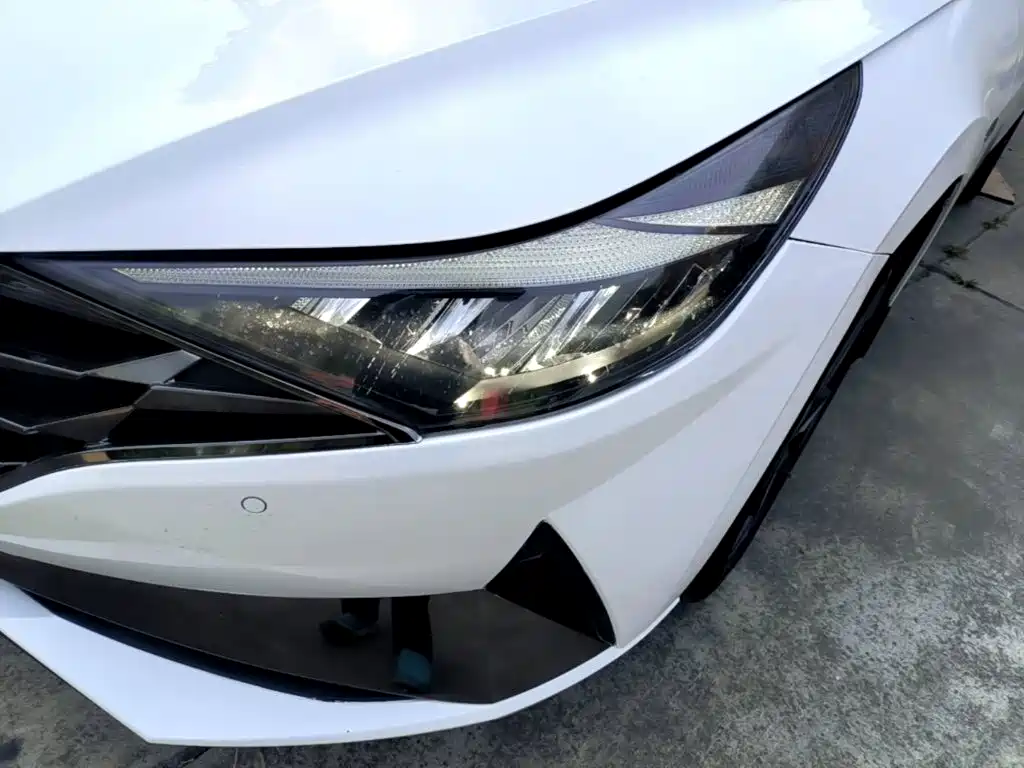 Hyundai Elantra — миниатюра 24