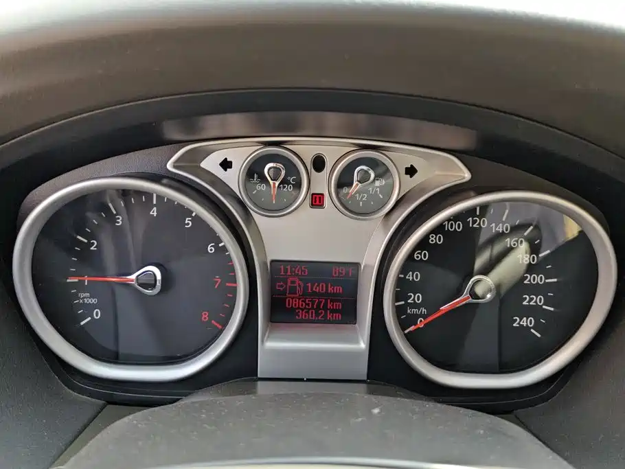 Ford Focus — миниатюра 14