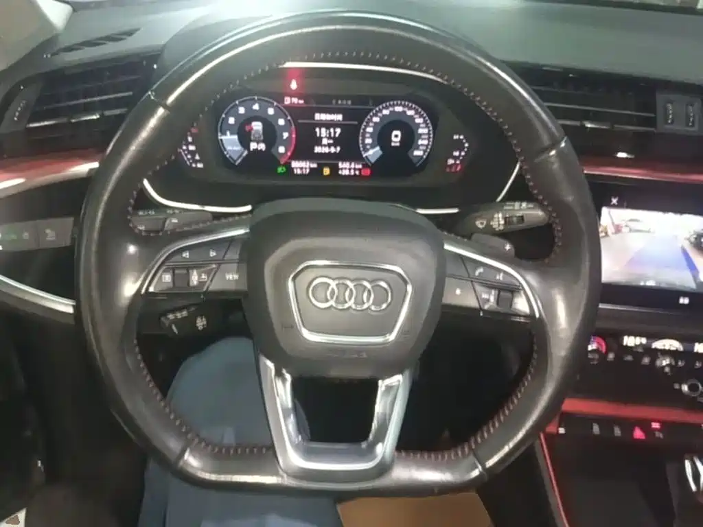 Audi Q3 — миниатюра 11