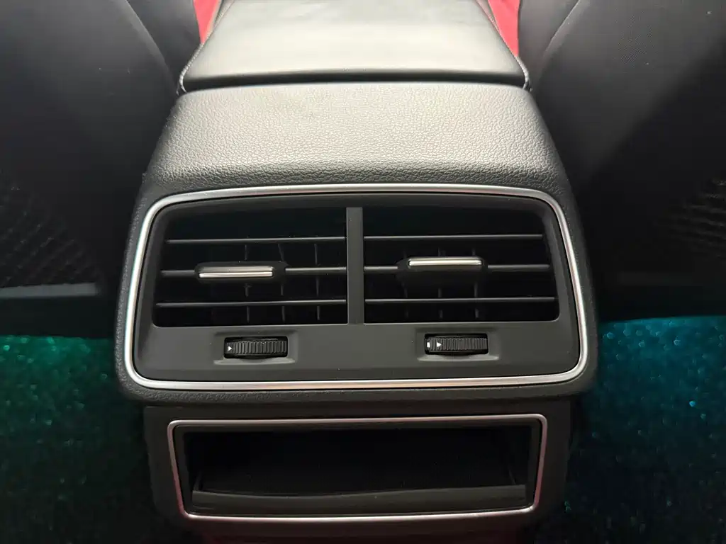 Audi A6L — миниатюра 15