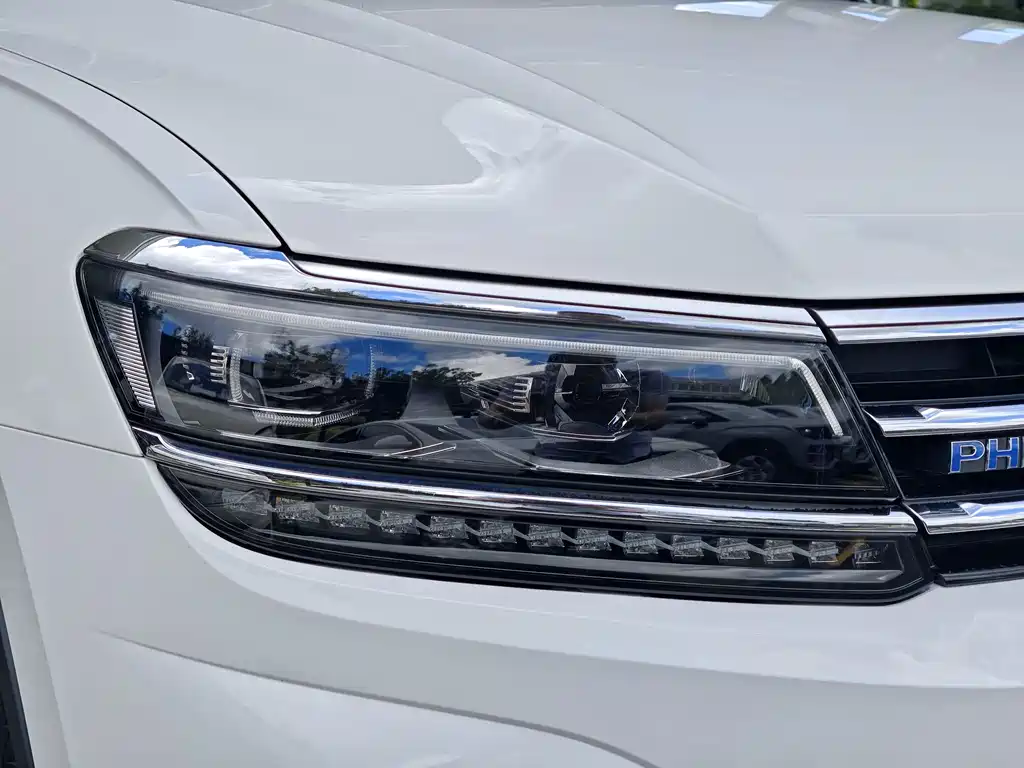 VOLKSWAGEN TIGUAN L NEW ENERGY