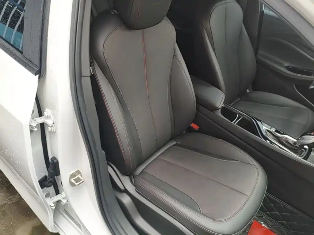 Buick Verano — миниатюра 25
