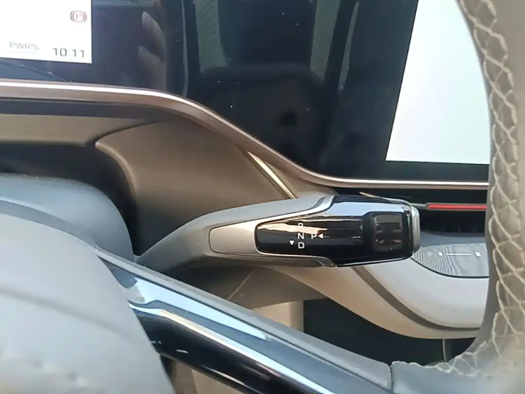 Hongqi Hongqi EH7 — миниатюра 19
