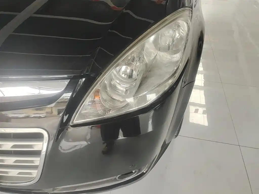 Luxgen Big 7 MPV — миниатюра 24