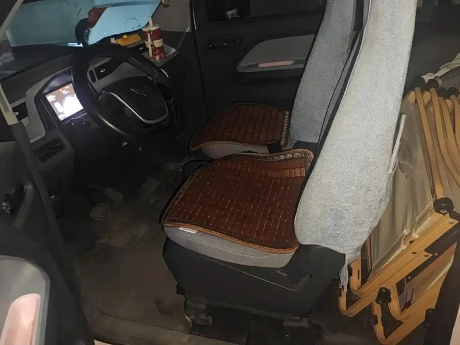 Wuling MINIEV — миниатюра 9