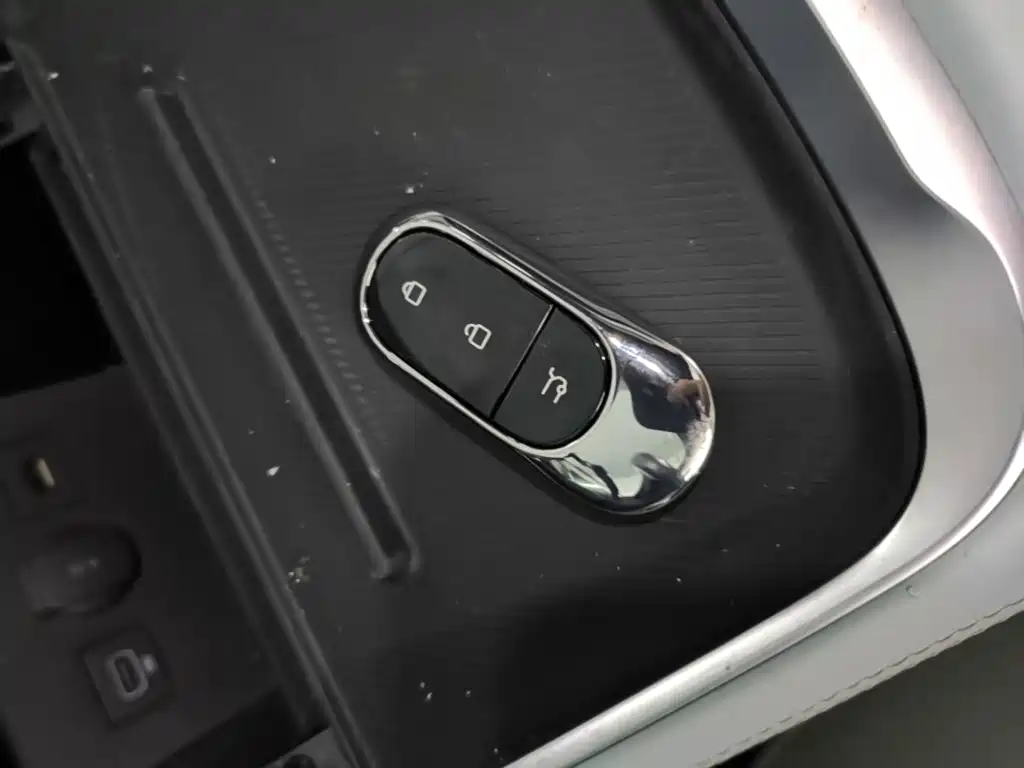 Leapmotor Leapmotor C01 — миниатюра 9