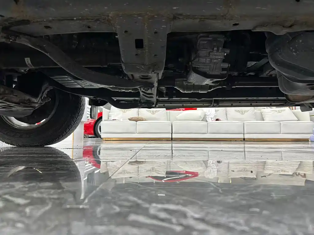 Toyota Prado — миниатюра 13