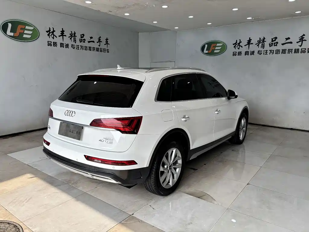 Audi Q5L — миниатюра 5