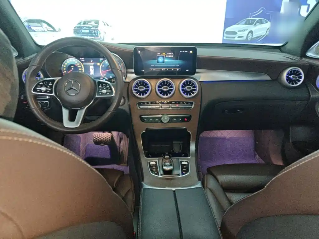 Mercedes-Benz GLC — миниатюра 10