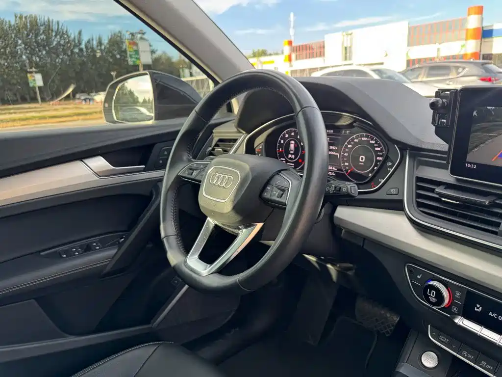 Audi Q5L — миниатюра 12