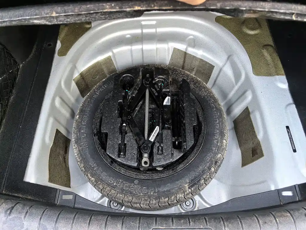 Geely Binrui — миниатюра 15
