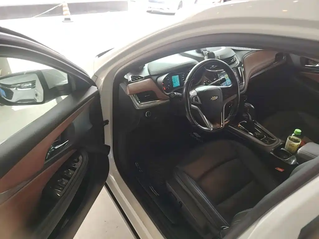 Chevrolet Malibu — миниатюра 16