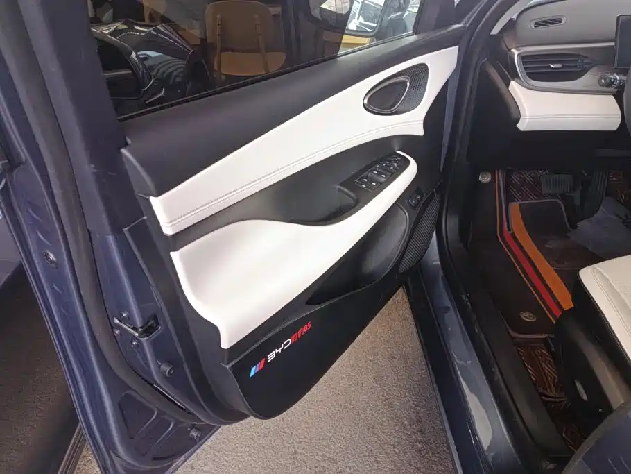 BYD Seal 05 DM-i — миниатюра 7