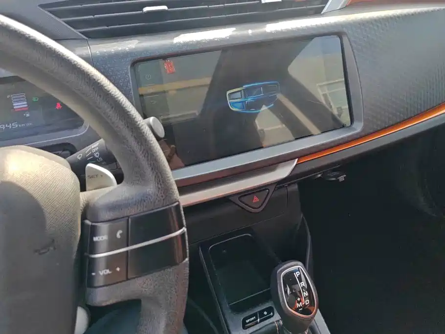 Geely Vision X1 — миниатюра 13