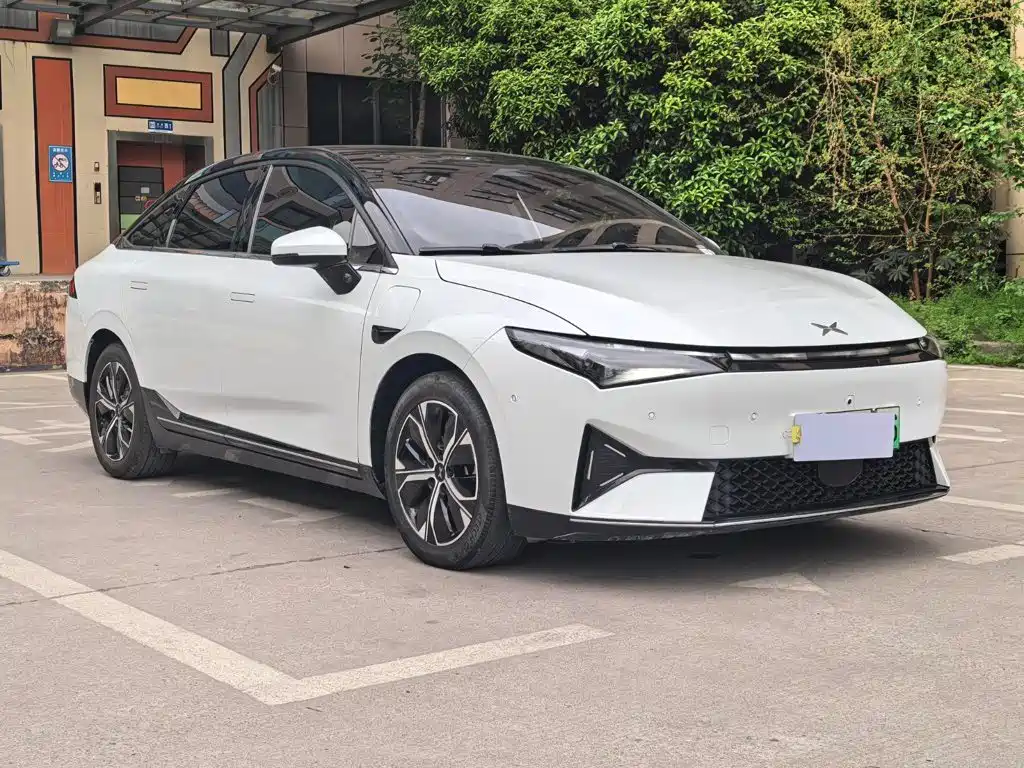 XPeng P5 — миниатюра 3
