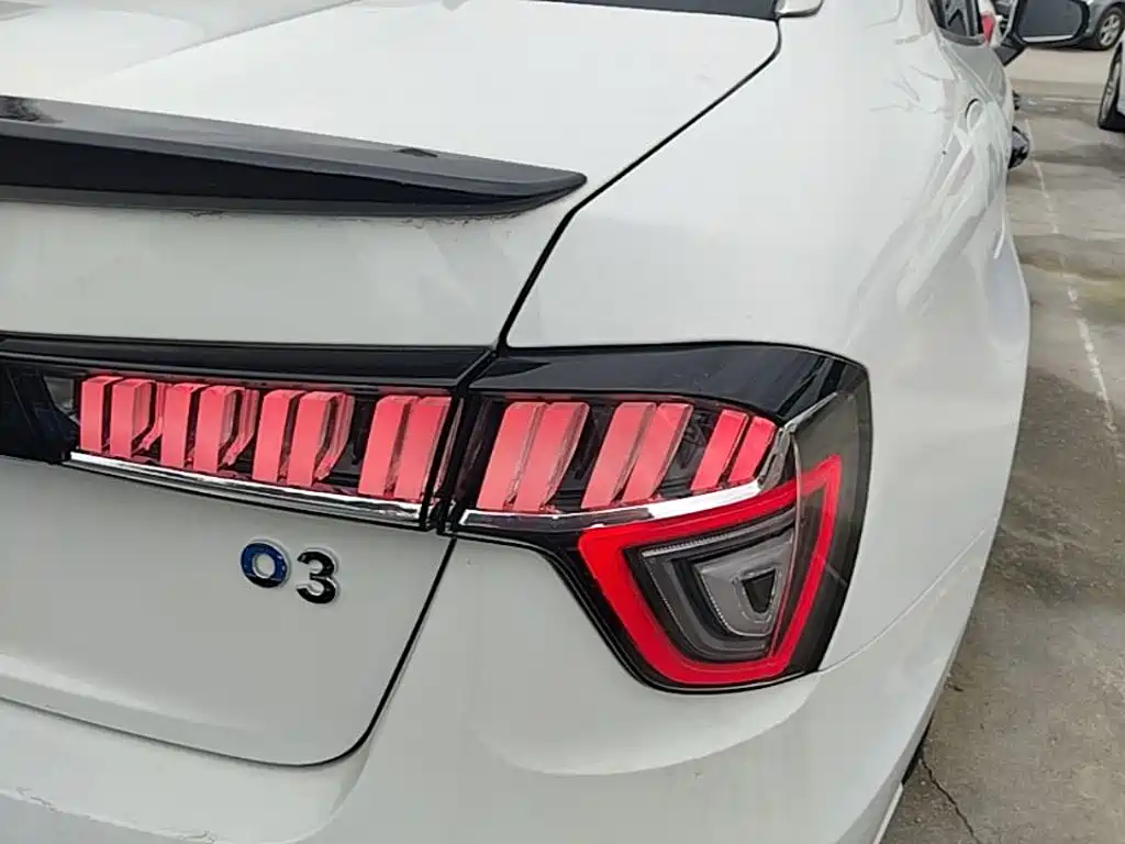 Lynk & Co 03 — миниатюра 8
