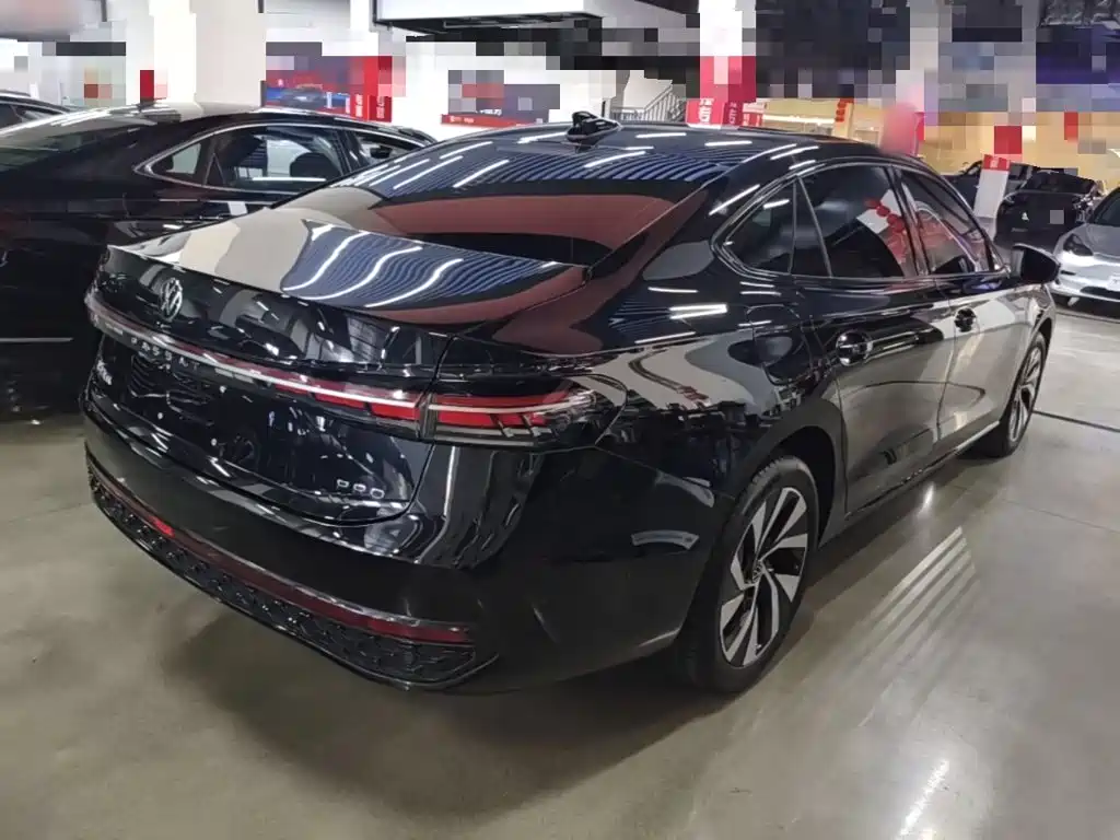 Volkswagen Passat — миниатюра 7