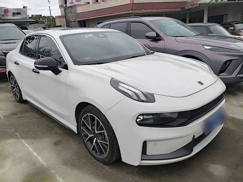Lynk & Co 03 — миниатюра 4
