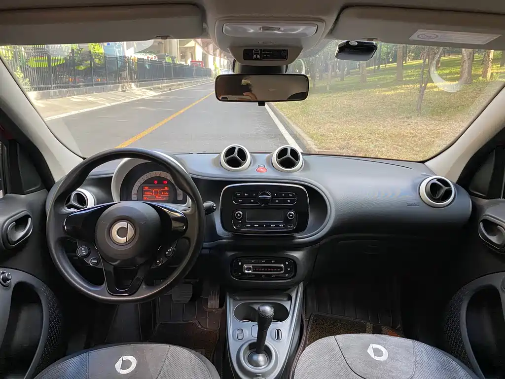 smart Smart Forfour — миниатюра 13