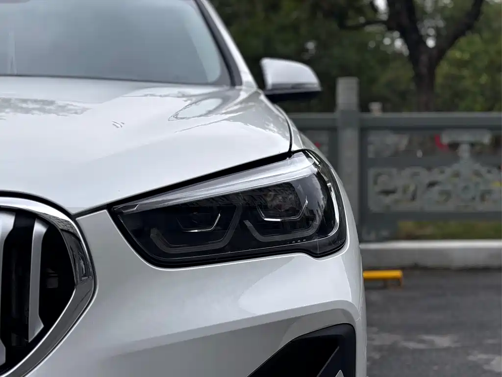 BMW X1 — миниатюра 6