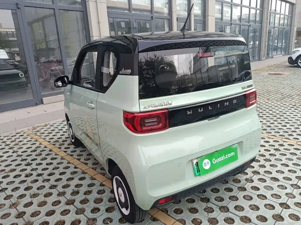 Wuling MINIEV — миниатюра 5