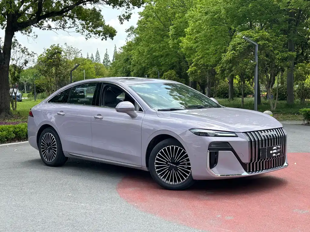 Roewe M7 DMH 2025 160km Premium