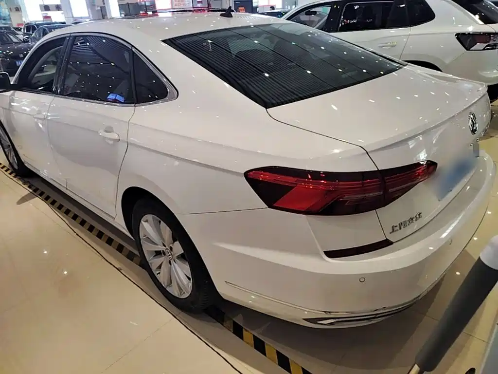 Volkswagen Passat — миниатюра 5