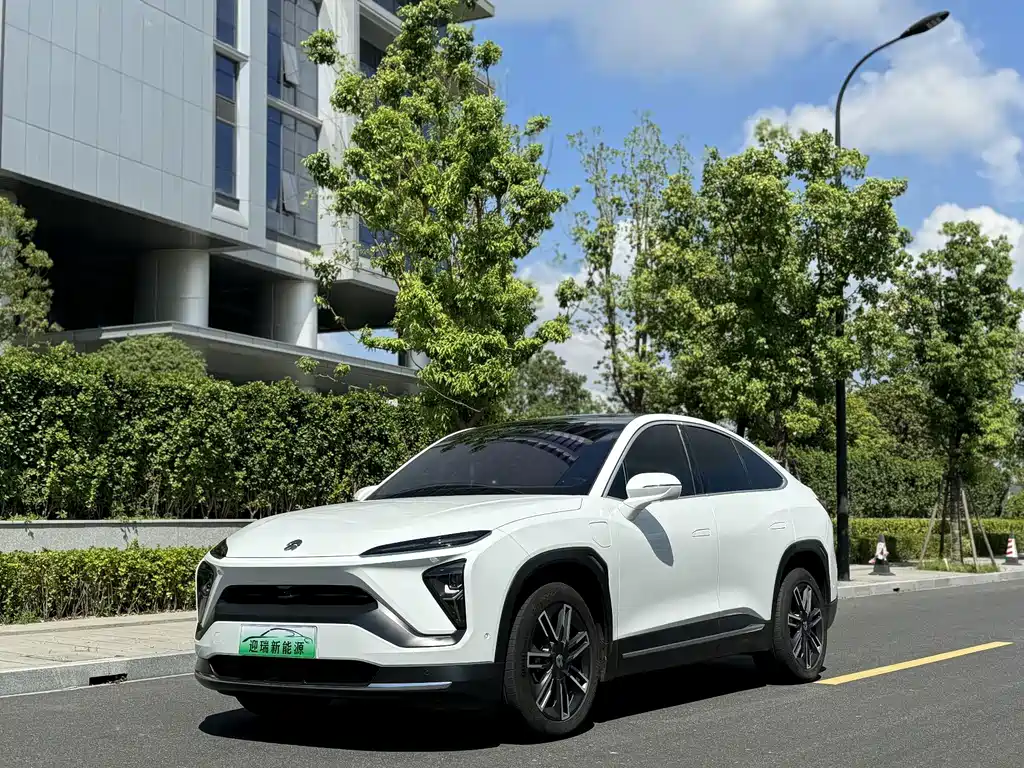 NIO EC6
