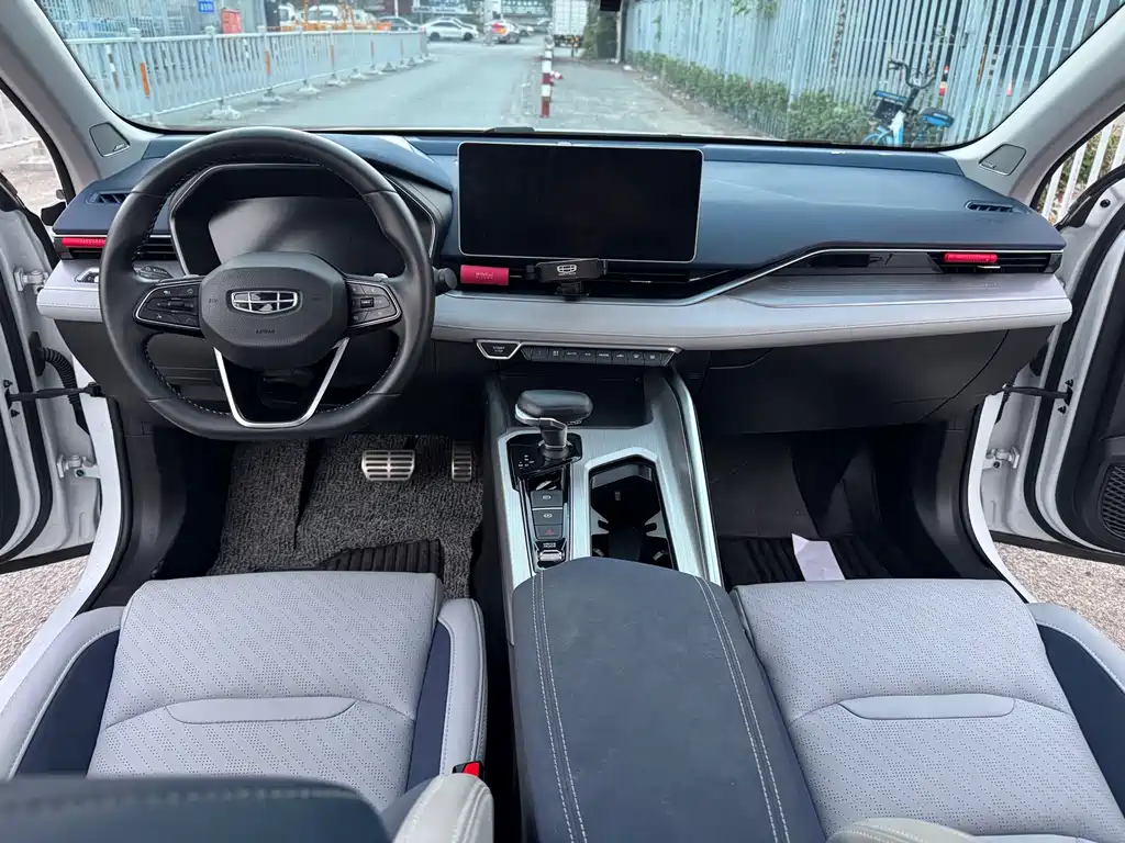 Geely Xingrui — миниатюра 12