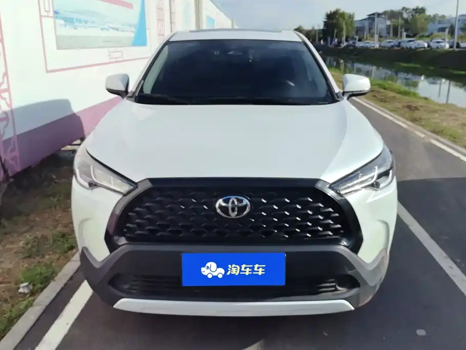 Toyota Corolla Cross — миниатюра 2