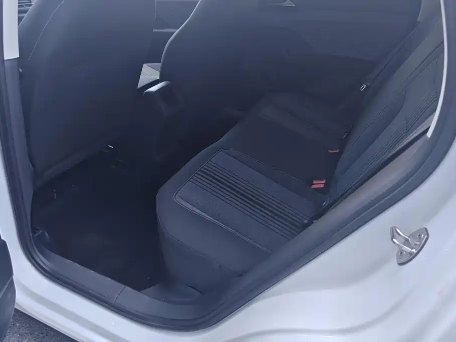 Volkswagen Tharu — миниатюра 11