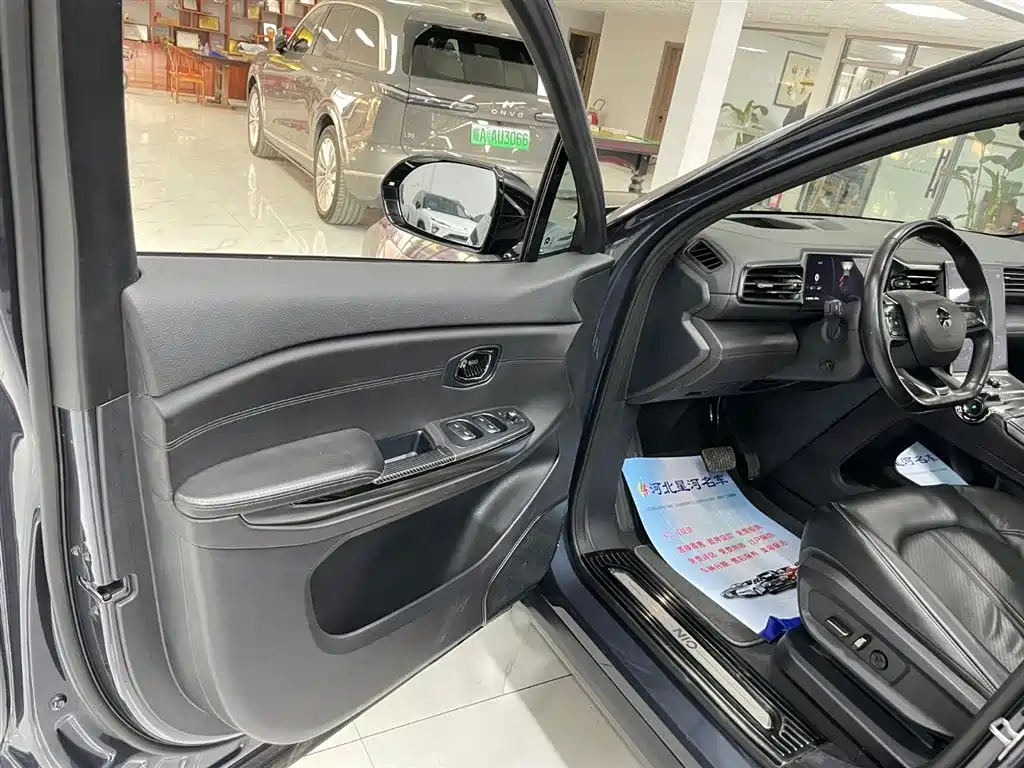 NIO NIO ES6