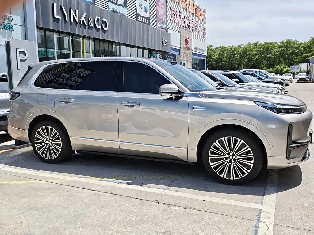 Geely Galaxy Galaxy M9 M9 2025 210km
