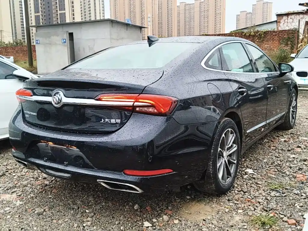 Buick LaCrosse — миниатюра 7
