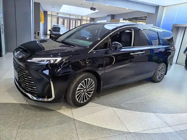 BUICK GL8 NEW ENERGY 2025