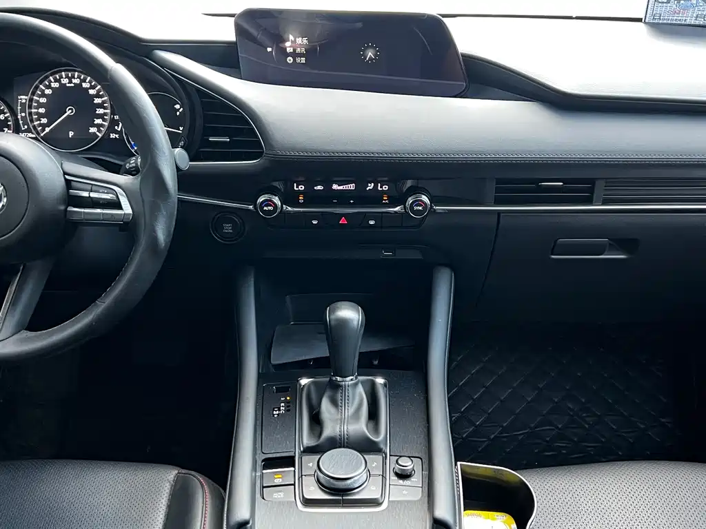 Mazda 3 Axela — миниатюра 10