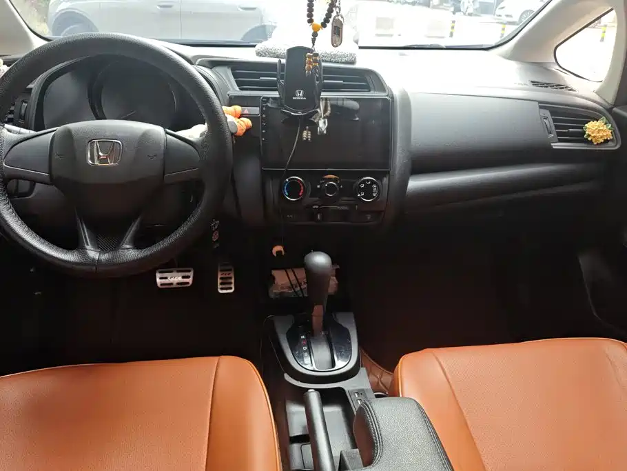 Honda Fit — миниатюра 13