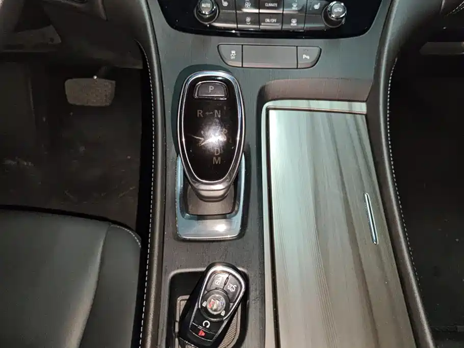 Buick LaCrosse — миниатюра 16
