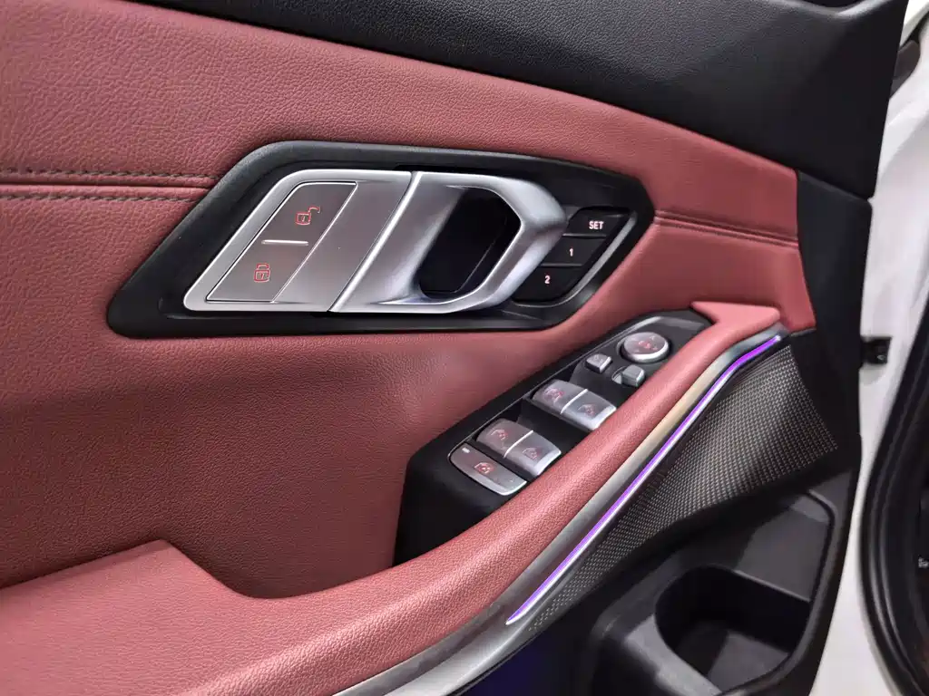 BMW 3 Series — миниатюра 18