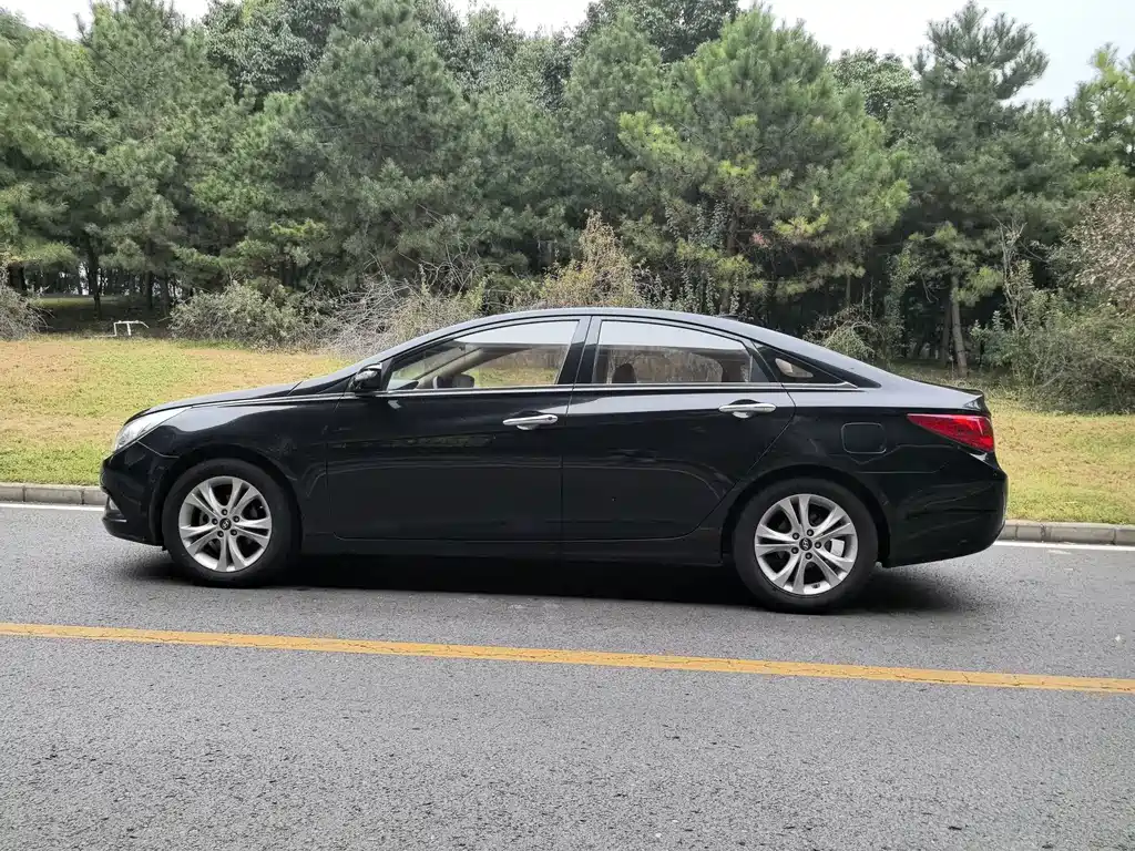 Hyundai Sonata — миниатюра 12
