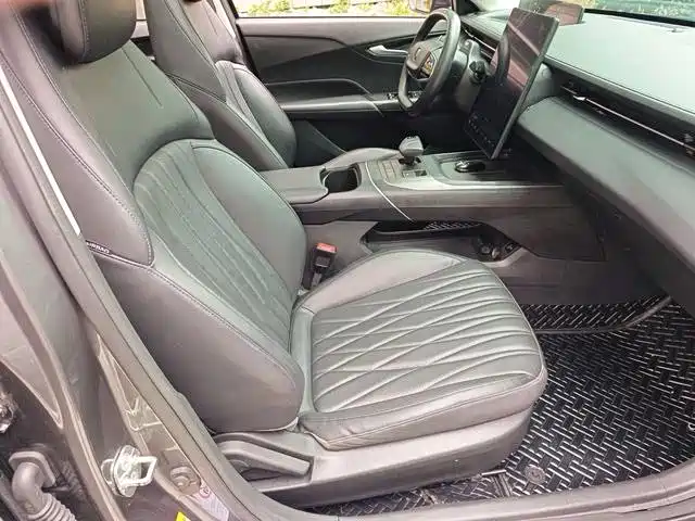 Changan Yida — миниатюра 6