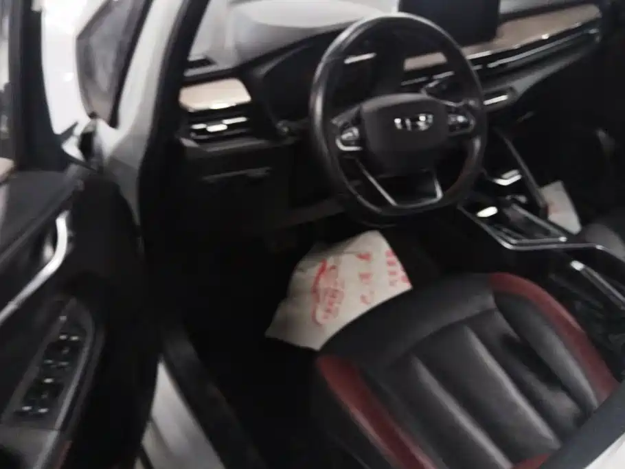 Geely Vision X3 — миниатюра 9